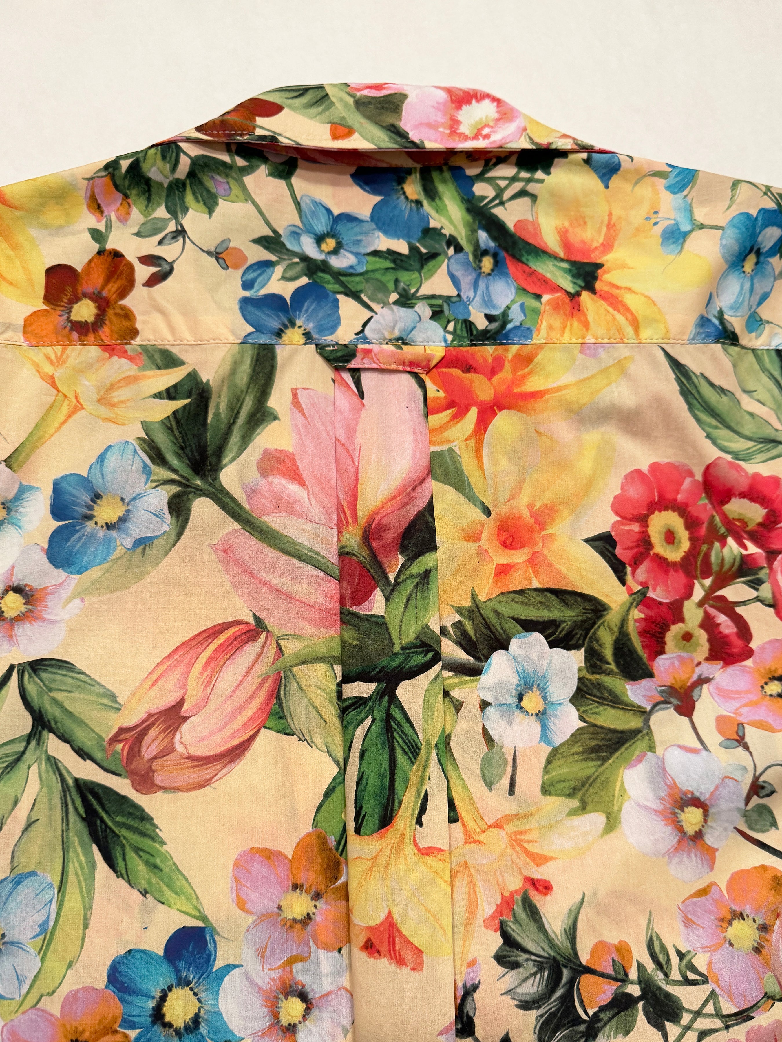 Camp Shirt: Tropical Floral - Paz Lifestyle 
