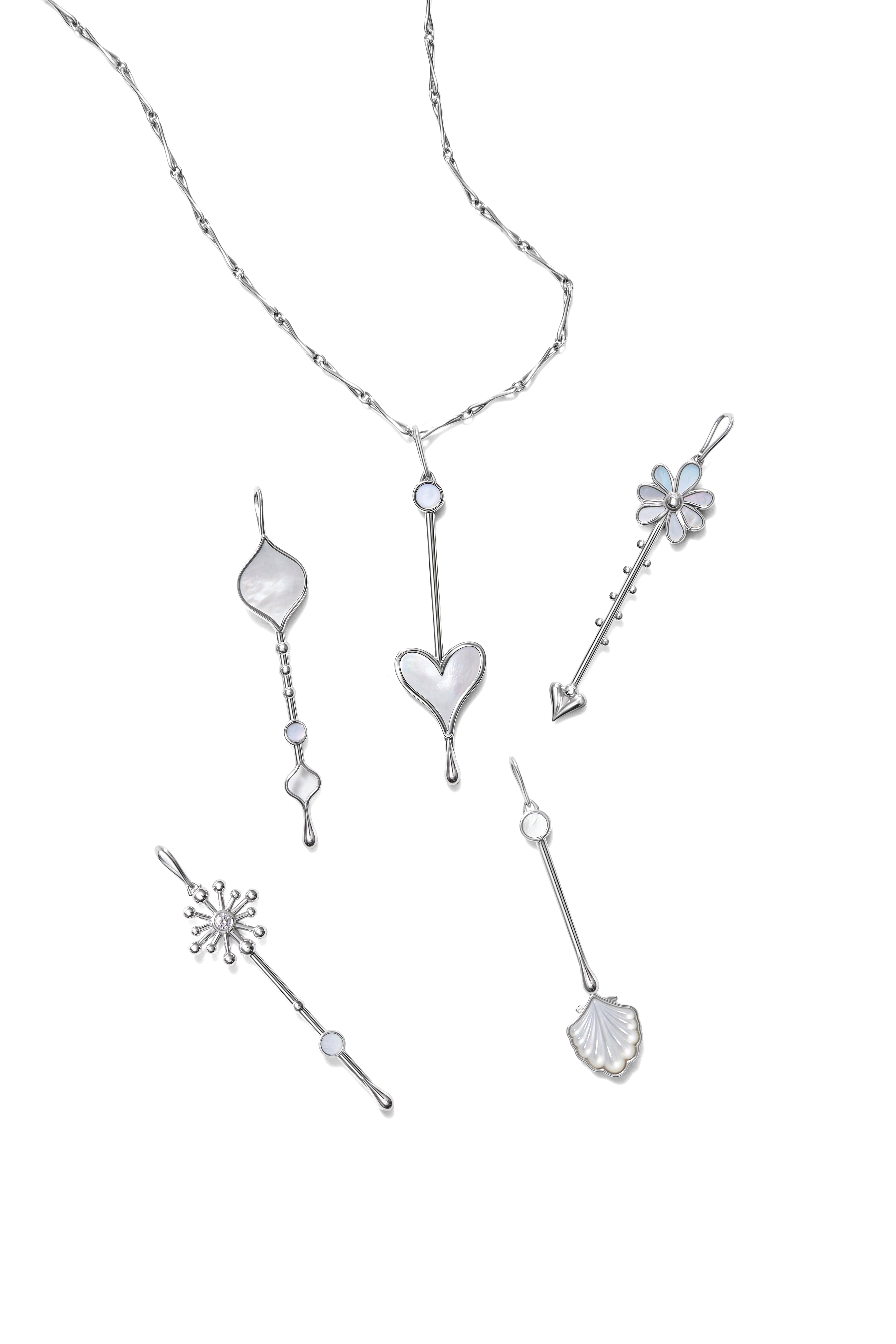 Love Wand Pendant in Sterling Silver and Mother-of-Pearl - Paz Lifestyle 