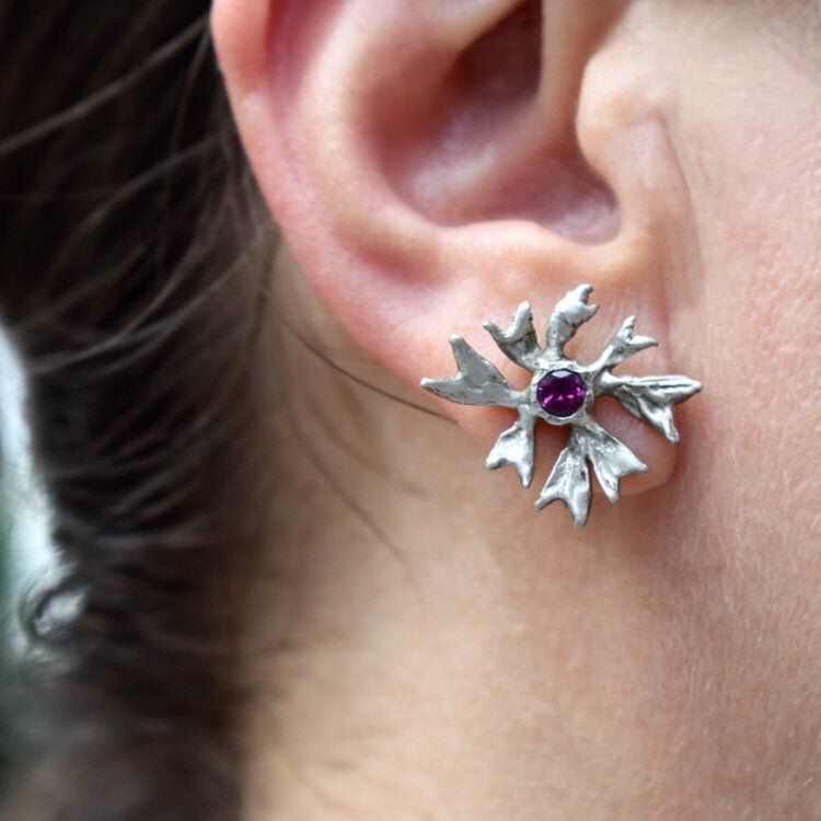 the maple flower earrings with rhodolite garnets - Paz Lifestyle 