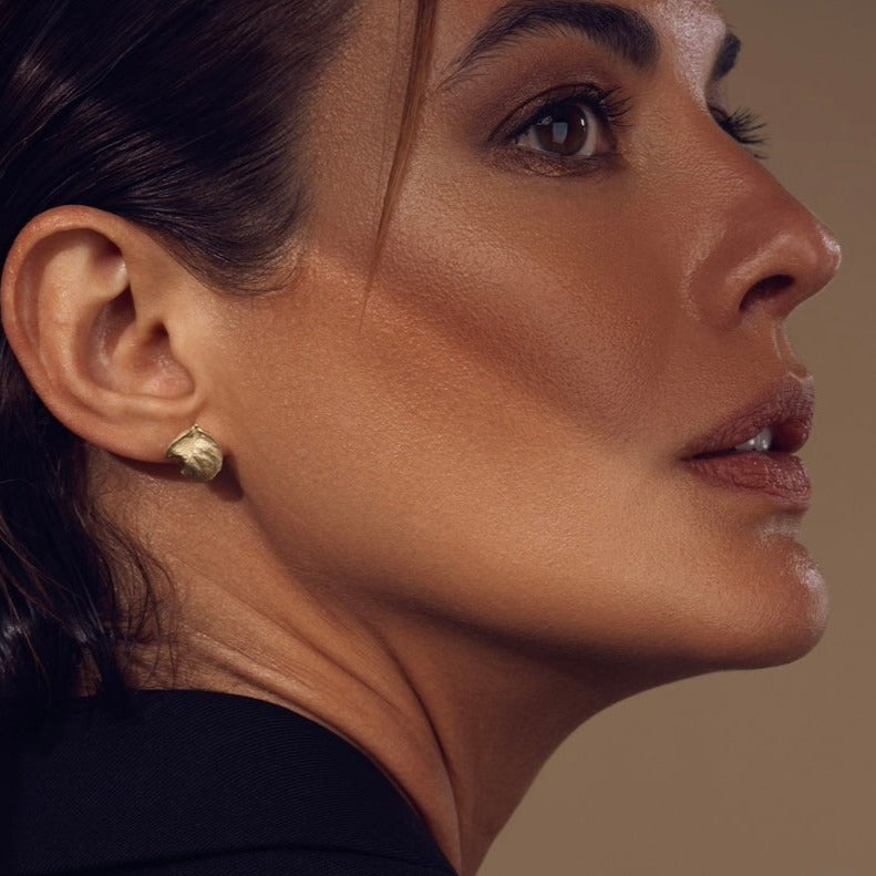 Brooklyn Autumn Leaf Cast Earrings in 10K Yellow Gold - Paz Lifestyle 