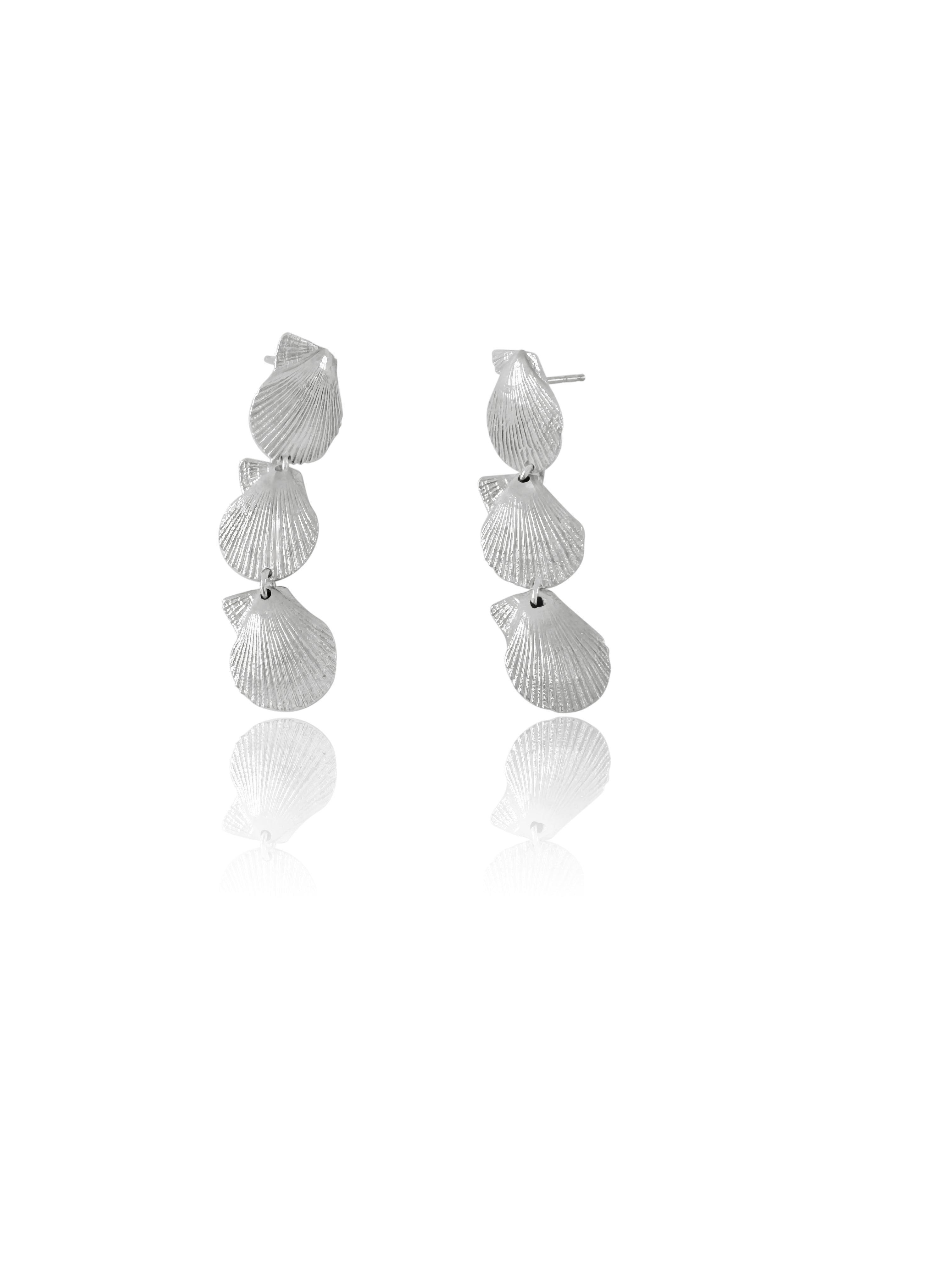 Unearthed- the Seashell Dangle Earrings