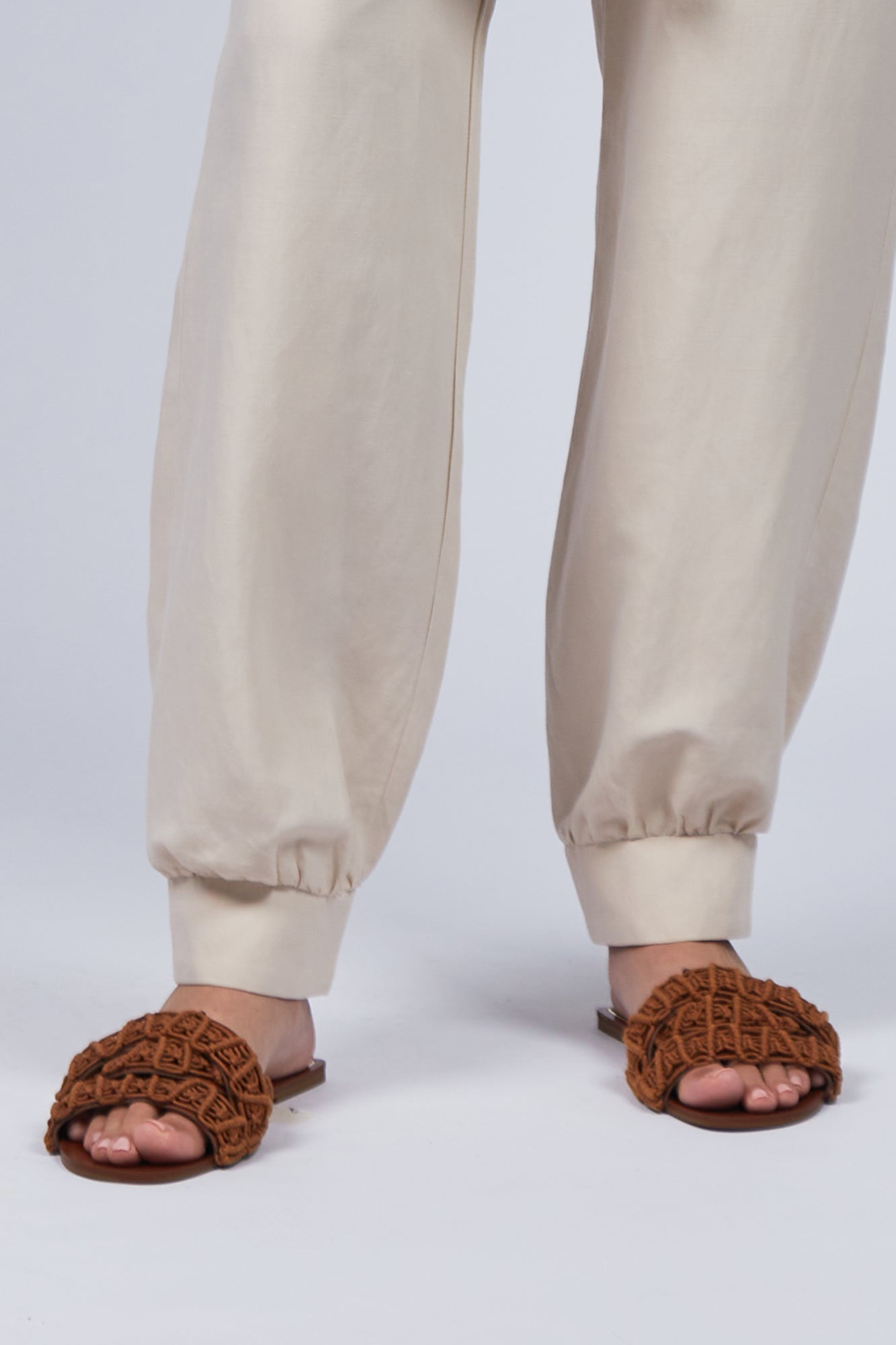 Zayla Pant | Ecru - Paz Lifestyle 