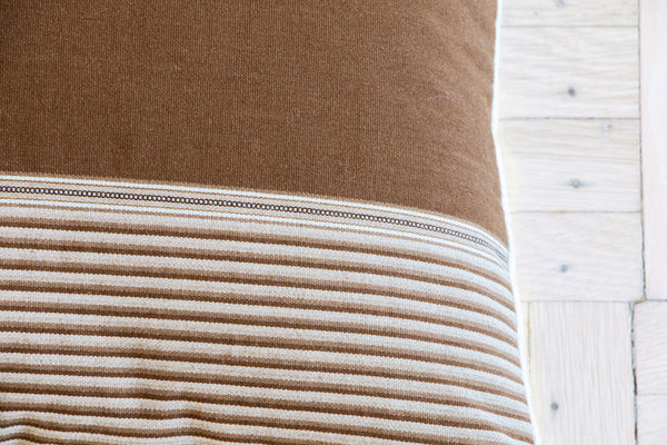  Sustainable lifestyle brand Ponchos Rojas handmade throw pillows at PazLifestyle.com 